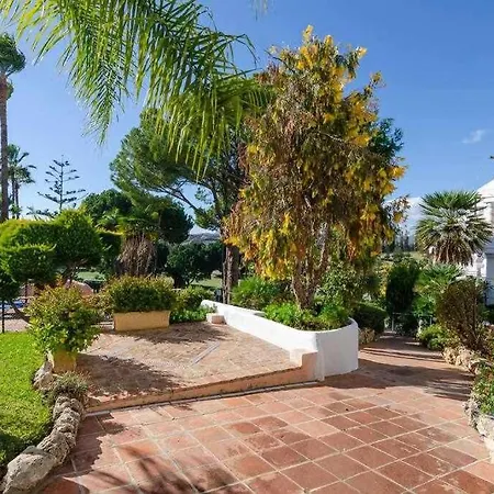 Gran Terraza Con Piscina Junto A Mijas Golf